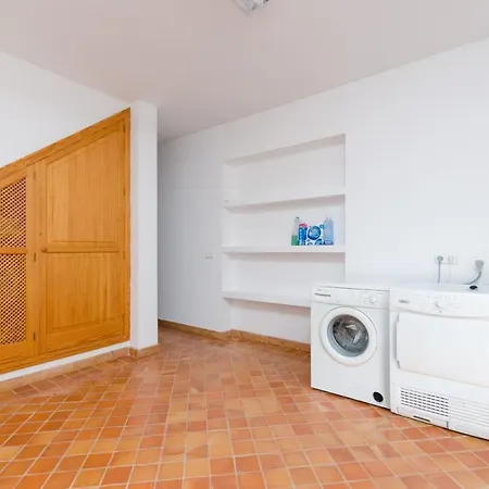 Yourhouse Son Jaumell 6 *