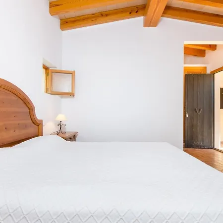 Yourhouse Son Jaumell 6 卡普德佩拉