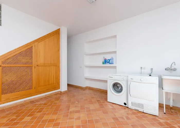 Yourhouse Son Jaumell 6 *