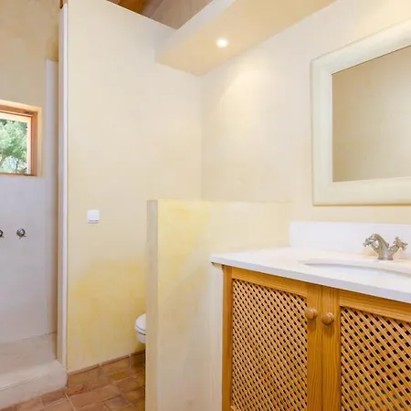 Yourhouse Son Jaumell 6 *